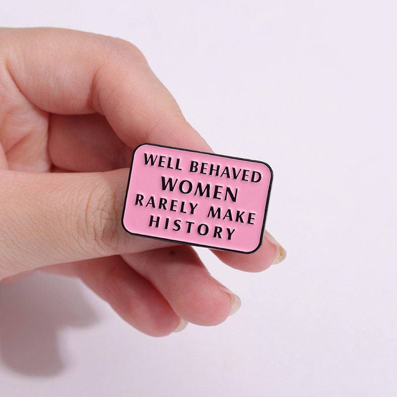 Well Behaved Women Rarely Make - Jewelry Making History recension och pris